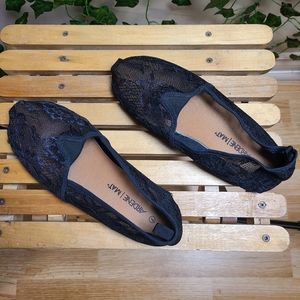 Ardene Women's Black Lace Casual Feminine Flat size 7